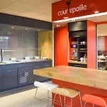Ibis Saint-denis Stade Ouest Hotel 3*