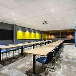 Ibis Saint-denis Stade Ouest 3*