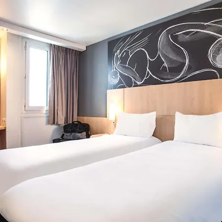 Ibis Saint-denis Stade Ouest Szálloda 3*
