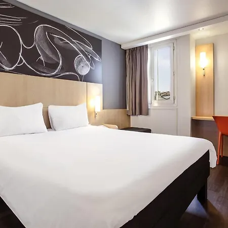 Ibis Saint-denis Stade Ouest 3*