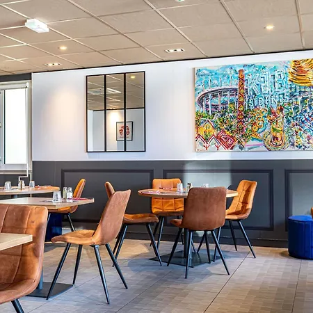 Ibis Saint-denis Stade Ouest 호텔