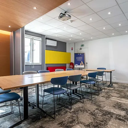 Ibis Saint-denis Stade Ouest 3*