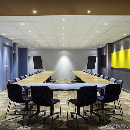 Ibis Saint-denis Stade Ouest Hotel 3*