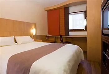 Szálloda Ibis Saint-denis Stade Ouest 3*