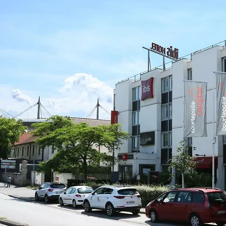 Ibis Saint-denis Stade Ouest Szálloda