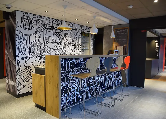 Otel Ibis Saint-denis Stade Ouest 3*