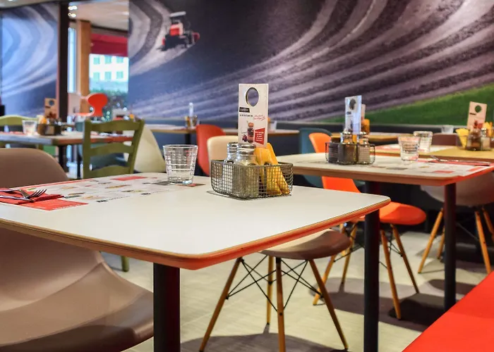 Ibis Saint-denis Stade Ouest 3*